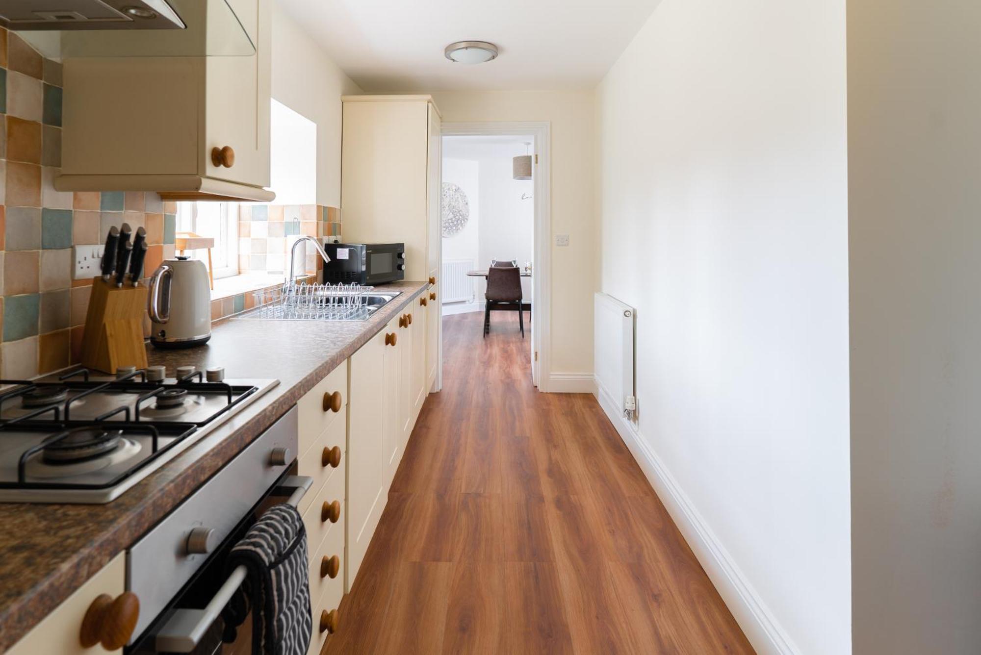 Holyland House - Greenacres Estates * Lamphey